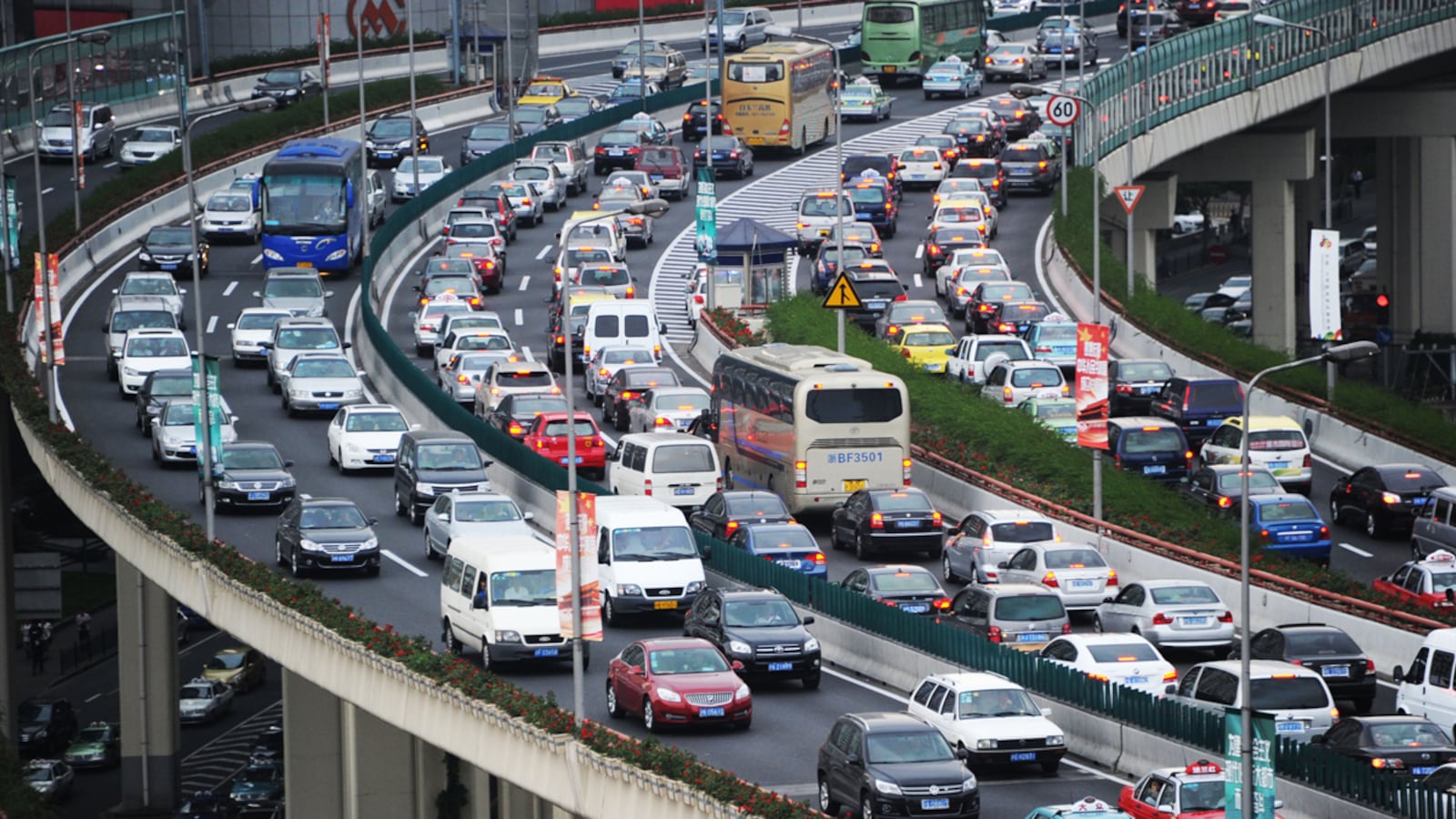 articles/2012/10/02/china-s-massive-holiday-traffic-mess/china-gridlock-telegraph_vlsyt6