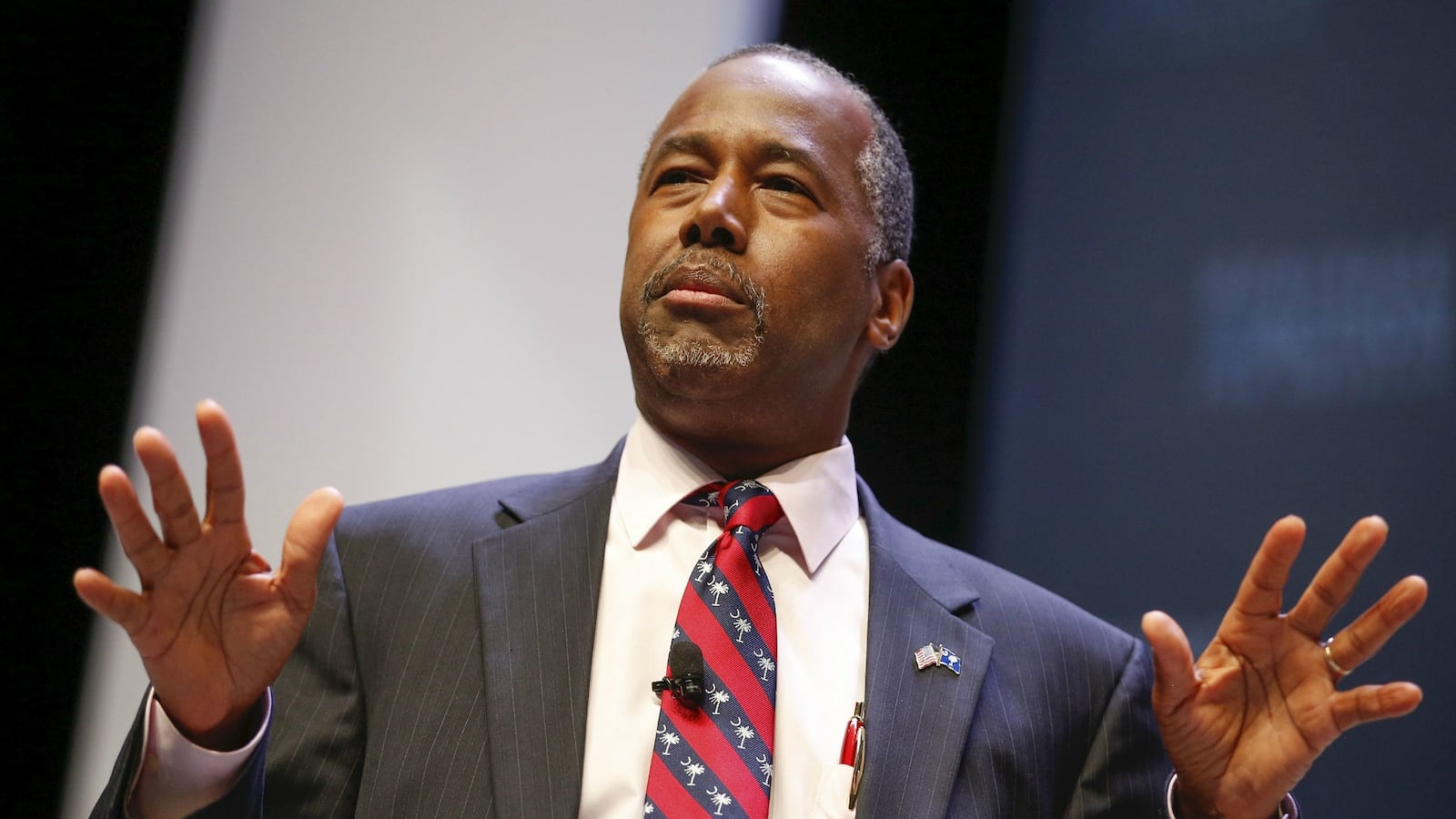 articles/2015/09/20/ben-carson-s-fear-of-a-muslim-president/150920-carson-tease_ejtir7