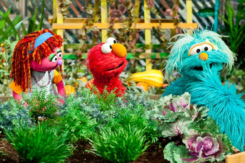 articles/2011/10/08/sesame-street-s-hunger-crusade-lily-the-muppet/sesame-street-hunger-lily-romano_k0gr4r