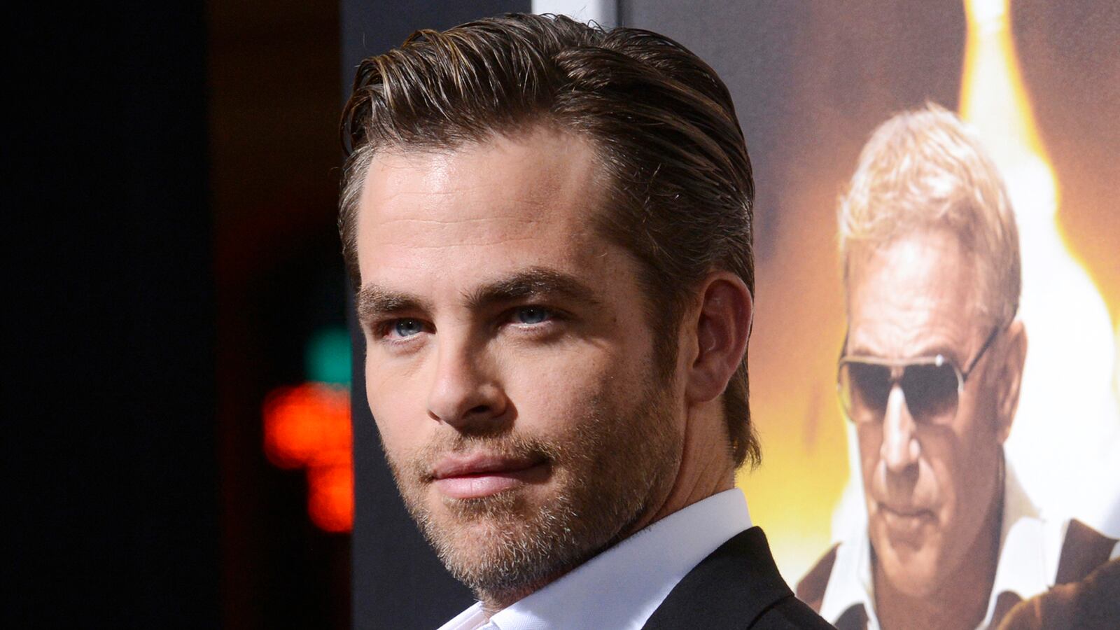 cheats/2014/03/12/chris-pine-arrested-for-dui/140312-chrispine-cheat_xfhzsm