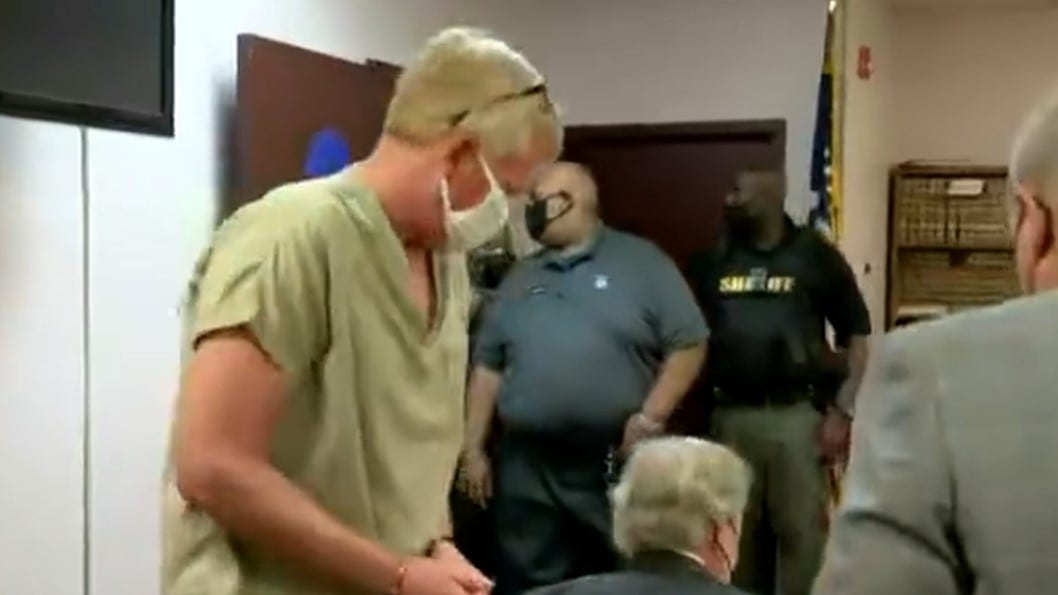 E_bpqaVXMA82bav_rwxdkc