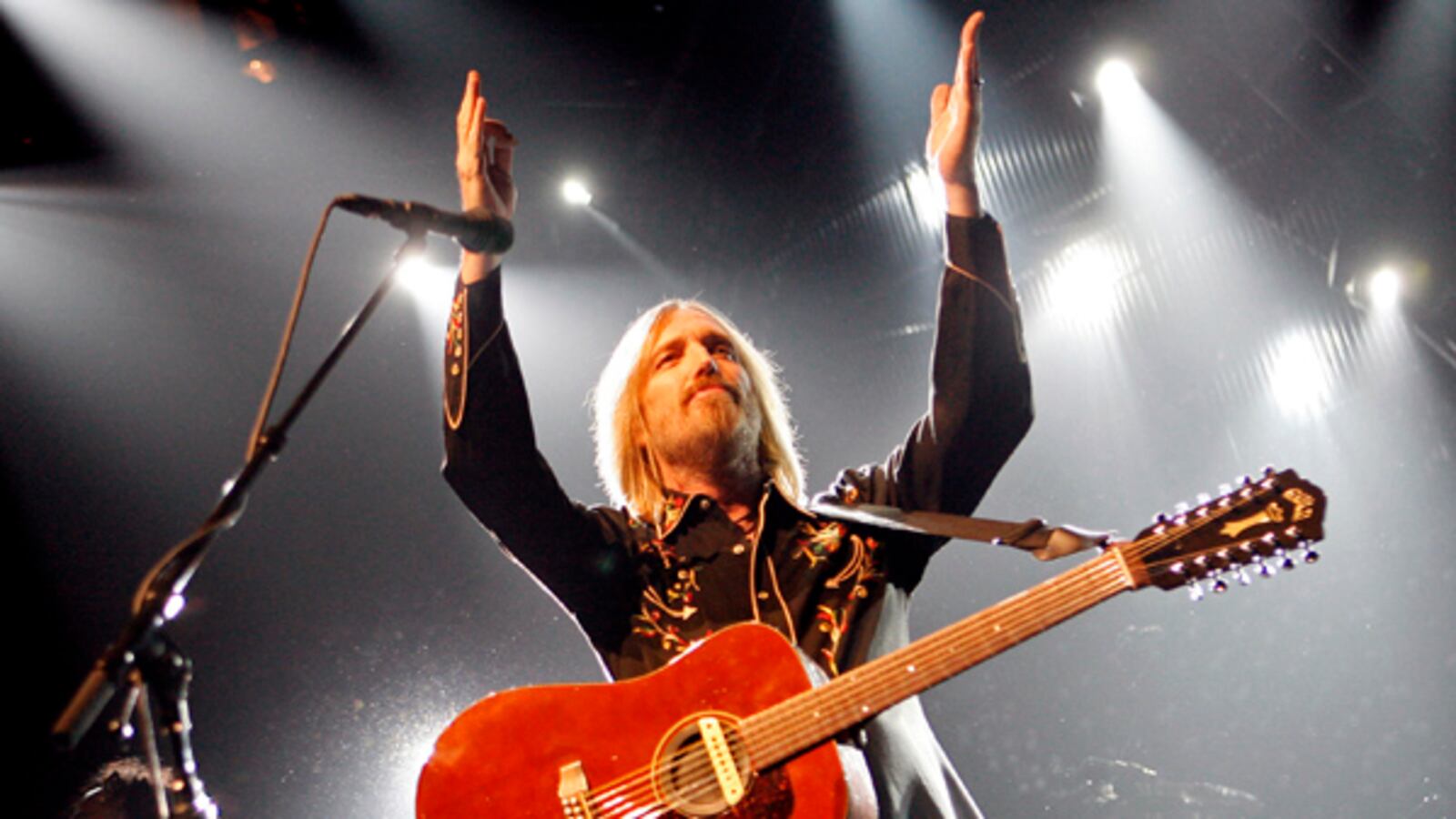 articles/2011/06/29/tom-petty-against-michele-bachmann-springsteen-against-ronald-reagan-musicians-vs-politicians/politicians-versus-musicians-teaser_wgrwsu
