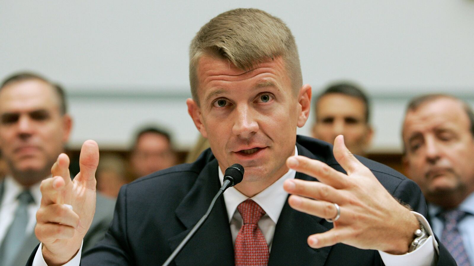 171008-erik-prince-senate-run-cheat_jkkilt
