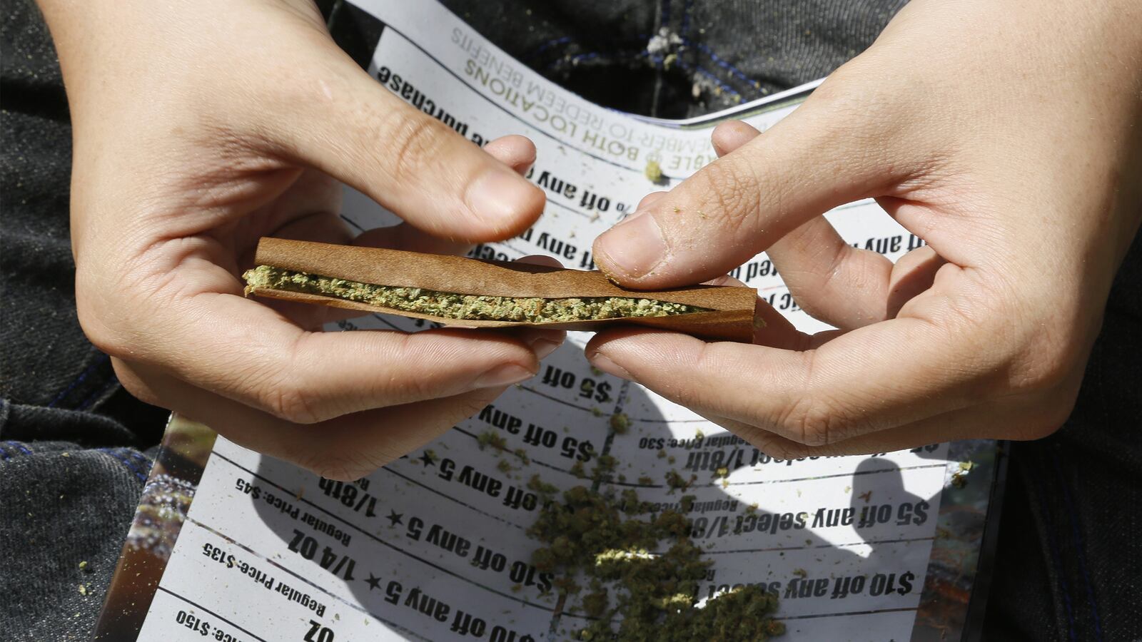 articles/2015/06/02/if-food-was-pot-boston-would-starve/150601-joiner-boston-pot-tease_j2f5w4