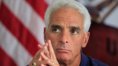 articles/2010/09/27/charlie-crist-plays-race-card-in-florida-senate-bid/defede-charlie-crist_128097_vfhgdy