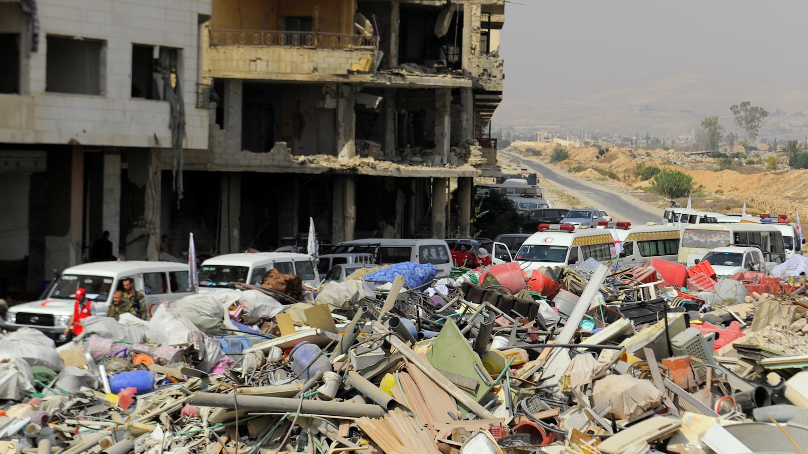 2016-08-26T120000Z_502929468_S1BETXQBDGAB_RTRMADP_3_MIDEAST-CRISIS-SYRIA-DARAYA_zbovff