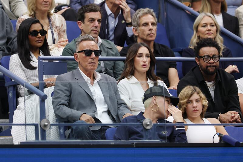 NEW YORK, NEW YORK - SEPTEMBER 07: (L-R) Actor Mindy Kaling, musician Bruce Springsteen, actor Ben Stiller, musician Shaggy, and actor Christine Taylor look on during the Men's Singles Final match between Jannik Sinner of Italy and Carlos Alcaraz of Spain on Day Fifteen of the 2025 US Open at USTA Billie Jean King National Tennis Center on September 07, 2025 in New York City. (Photo by Matthew Stockman/Getty Images)