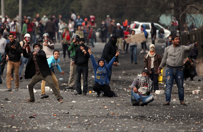 galleries/2013/01/29/rage-in-egypt-over-port-said-verdict-morsi-government-photos/egypt-unrest-10_anuvm3