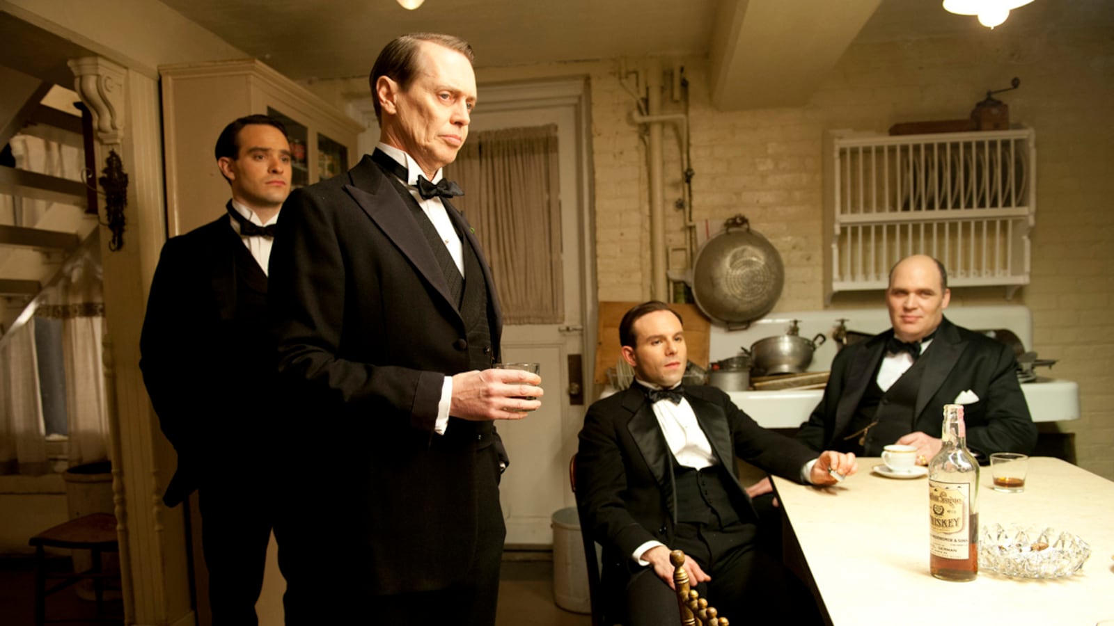 articles/2012/09/17/boardwalk-empire-s-disappointing-season-3-premiere/barra-broadwalk-empire-tease-embed_uifa7w