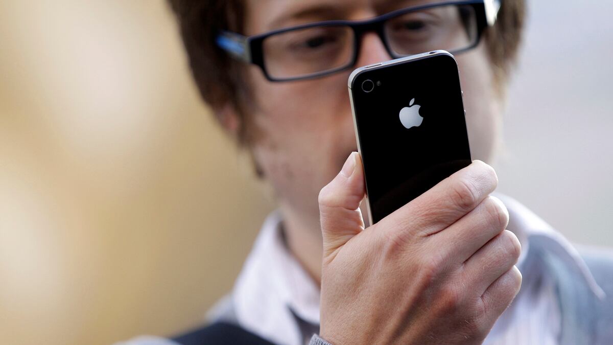 cheats/2012/01/21/iphone-4s-ipad-2-get-jailbreaks/wireless-usage-reports-overage-cs_zjkk1u