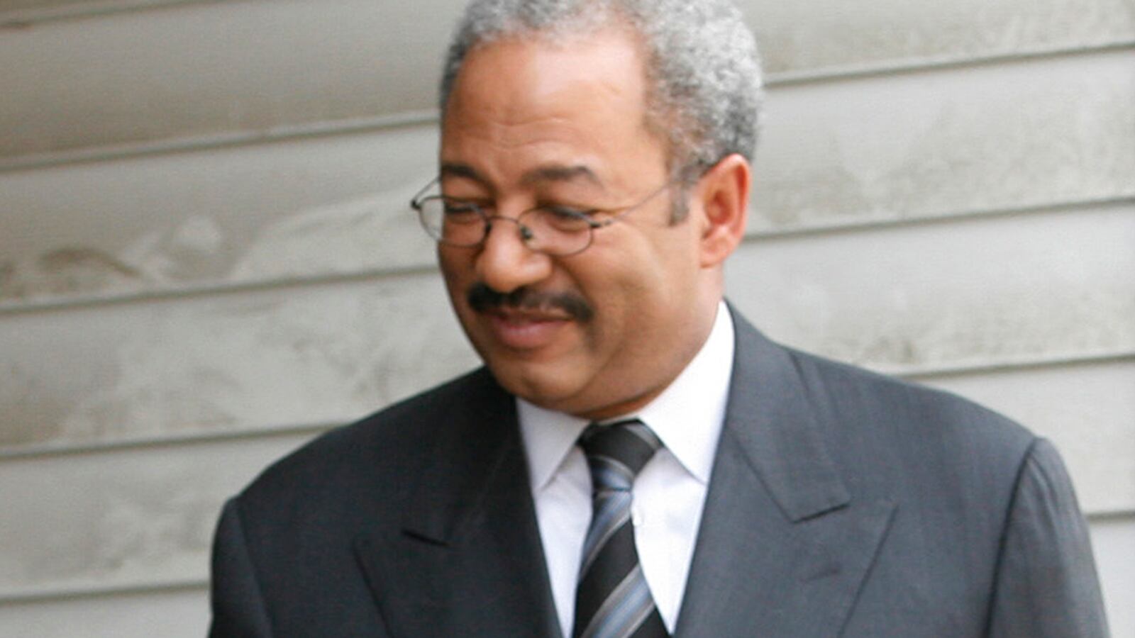 cheats/2015/07/29/philly-congressman-indicted-on-corruption/150729-Chaka-Fattah-cheat_x8vqdx