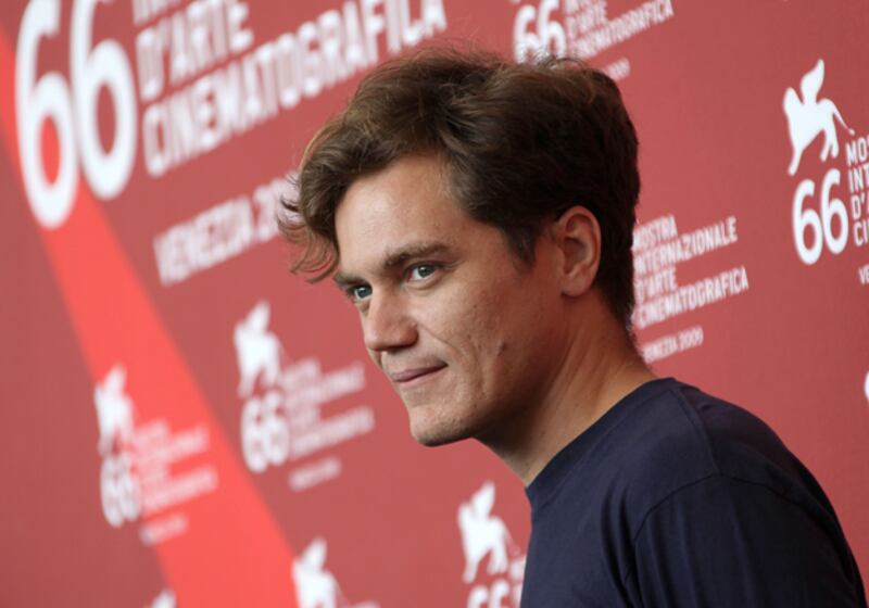 galleries/2009/09/05/making-a-splash-at-venice/venice-film-festival---michael-shannon_tbzhyb