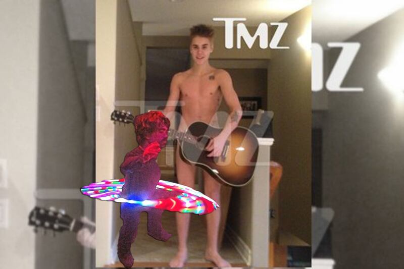 articles/2013/08/22/peter-dinklage-hula-hooping-makes-every-photo-better-from-the-royal-baby-to-justin-bieber/dinklage-bieber_qub1xc