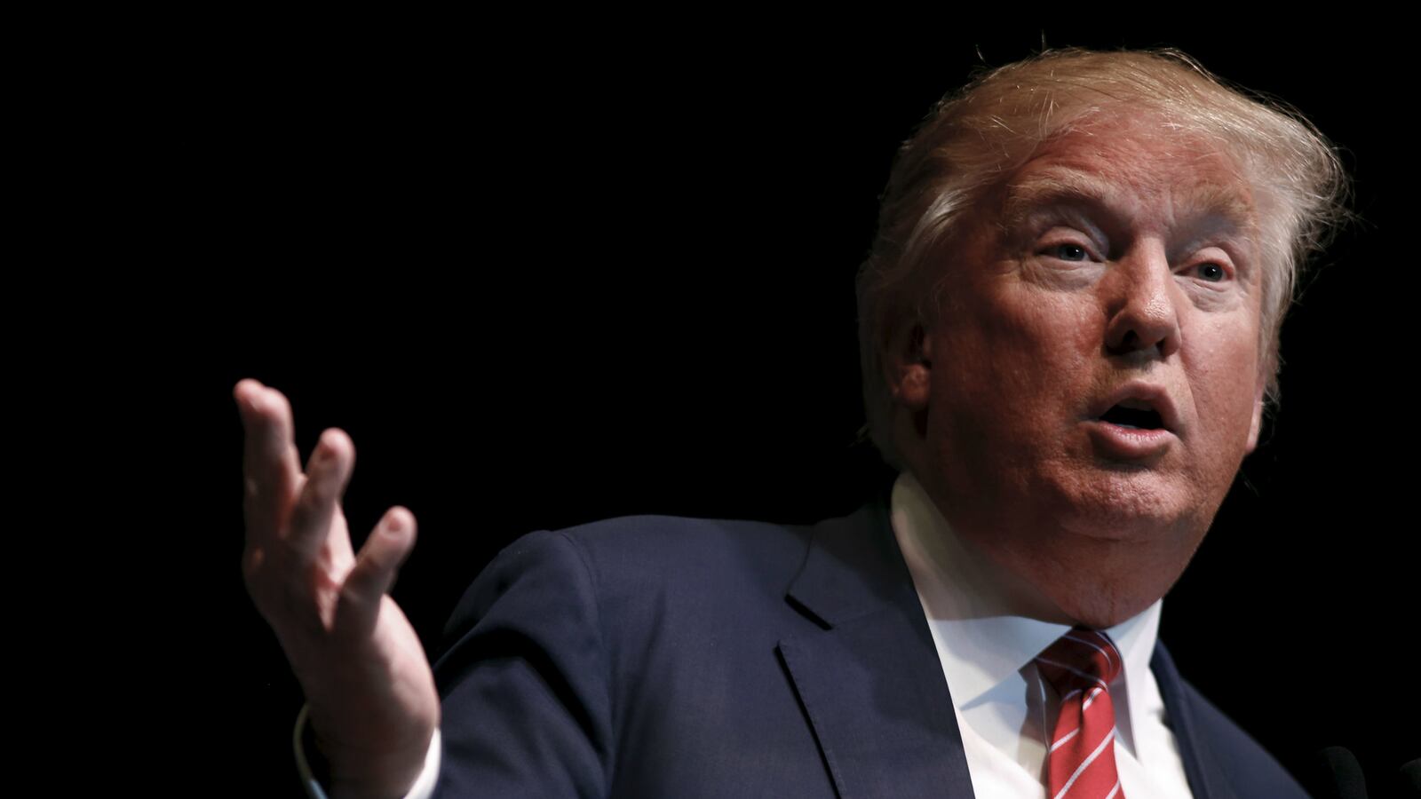 cheats/2015/12/01/trump-may-nix-debate-unless-cnn-donates/151201-donald-trump-cnn-payment-cheat_gpbswf