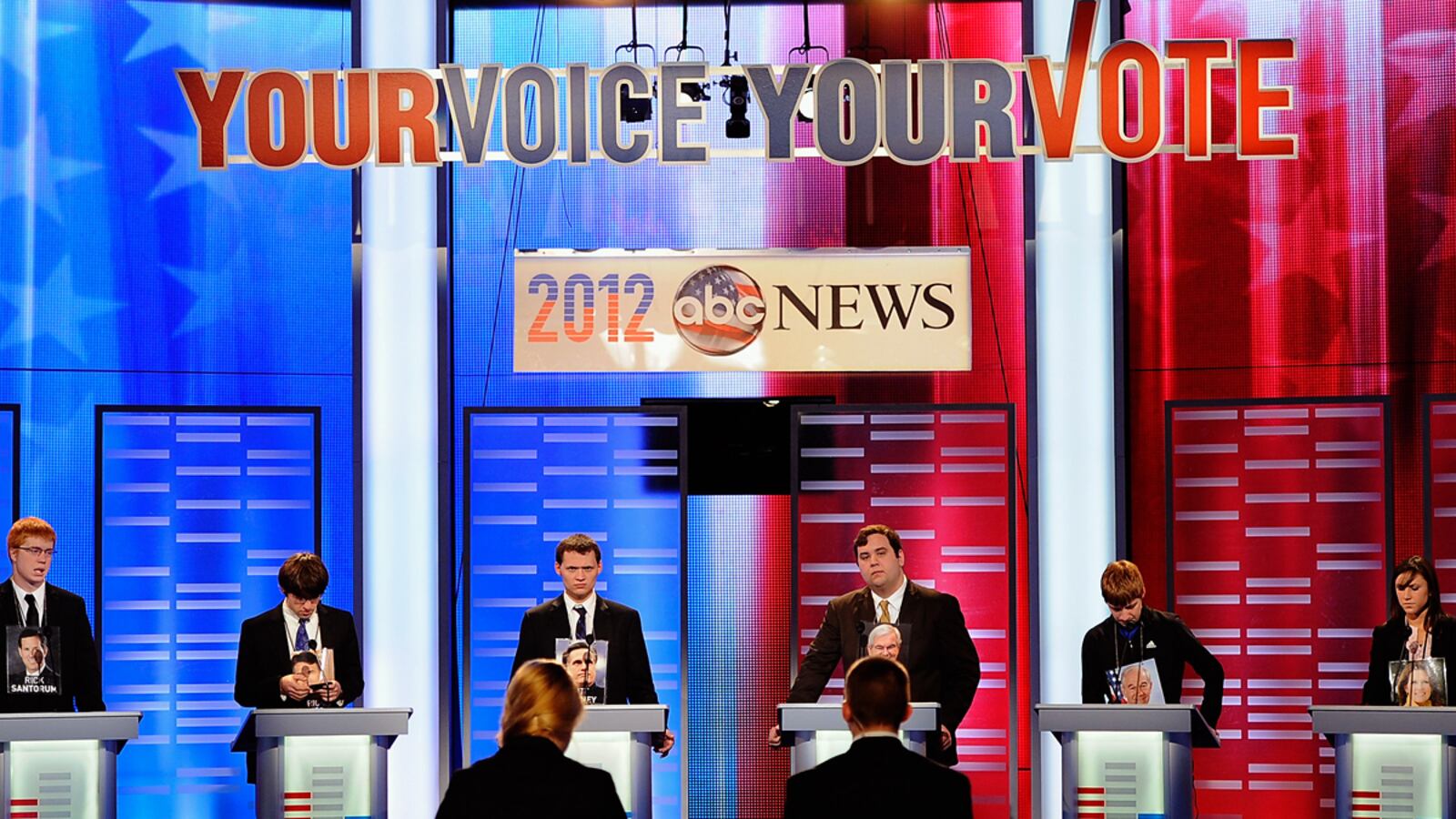 articles/2011/12/10/iowa-s-republican-debate-live-updates/debate-wrap-tease_jevm3d