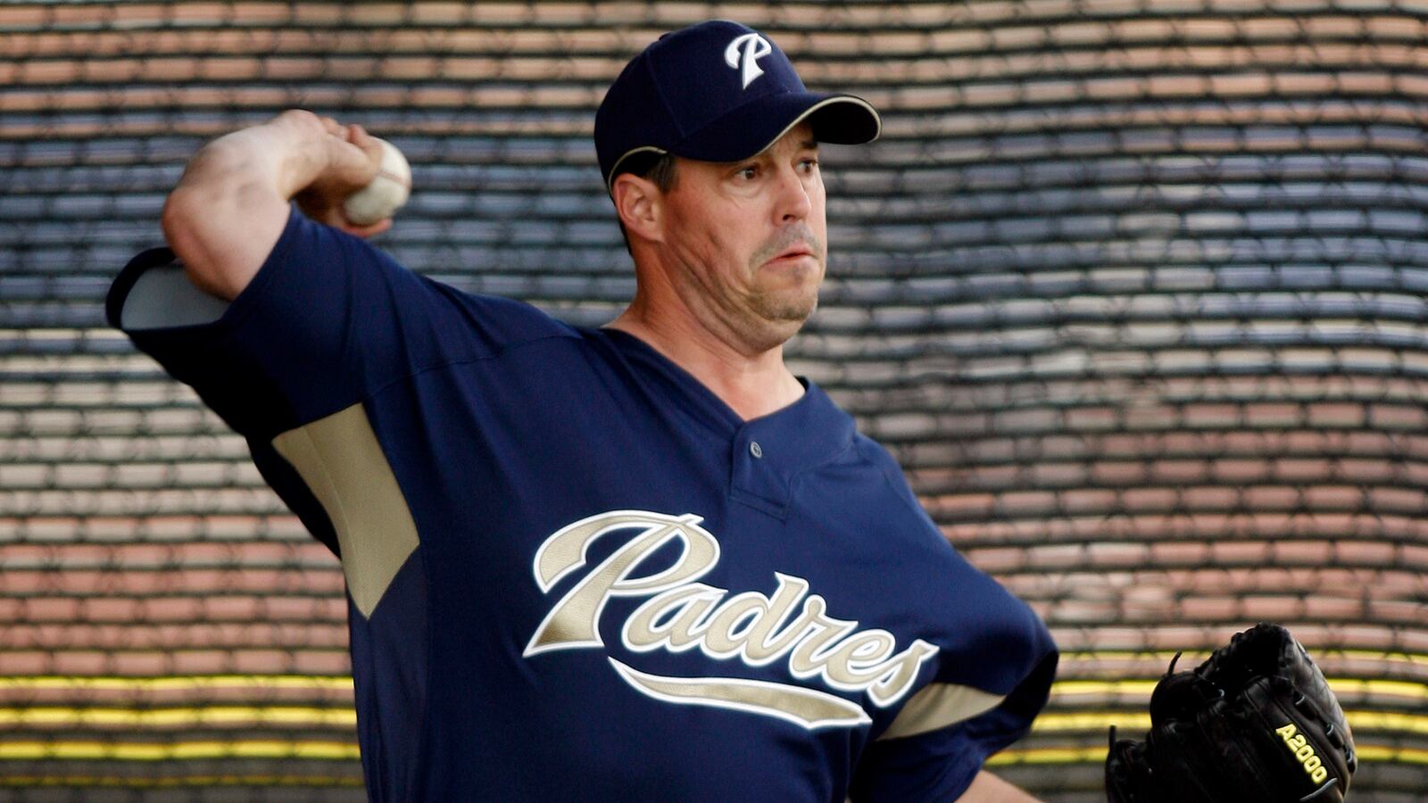 cheats/2014/01/08/baseball-hall-of-fame-inducts-3/140108-greg-maddux-cheat_zcenqa