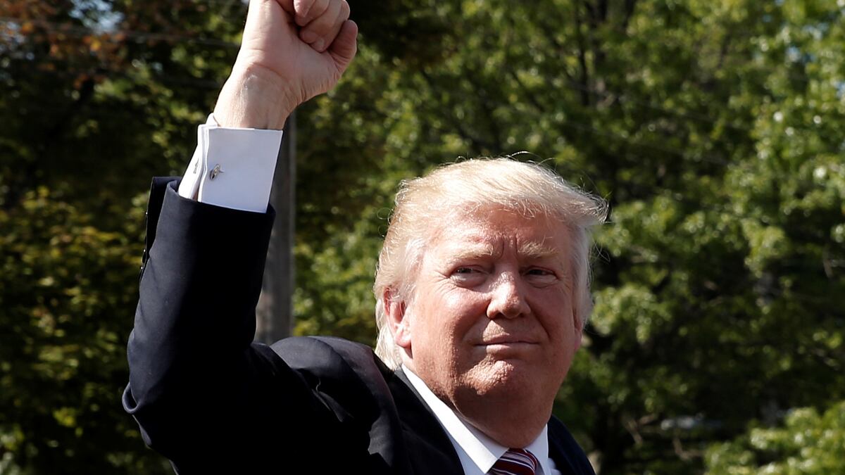 cheats/2016/09/06/trump-moves-2-points-ahead-in-cnn-poll/160906-trump-poll-cheat_g7yj2v