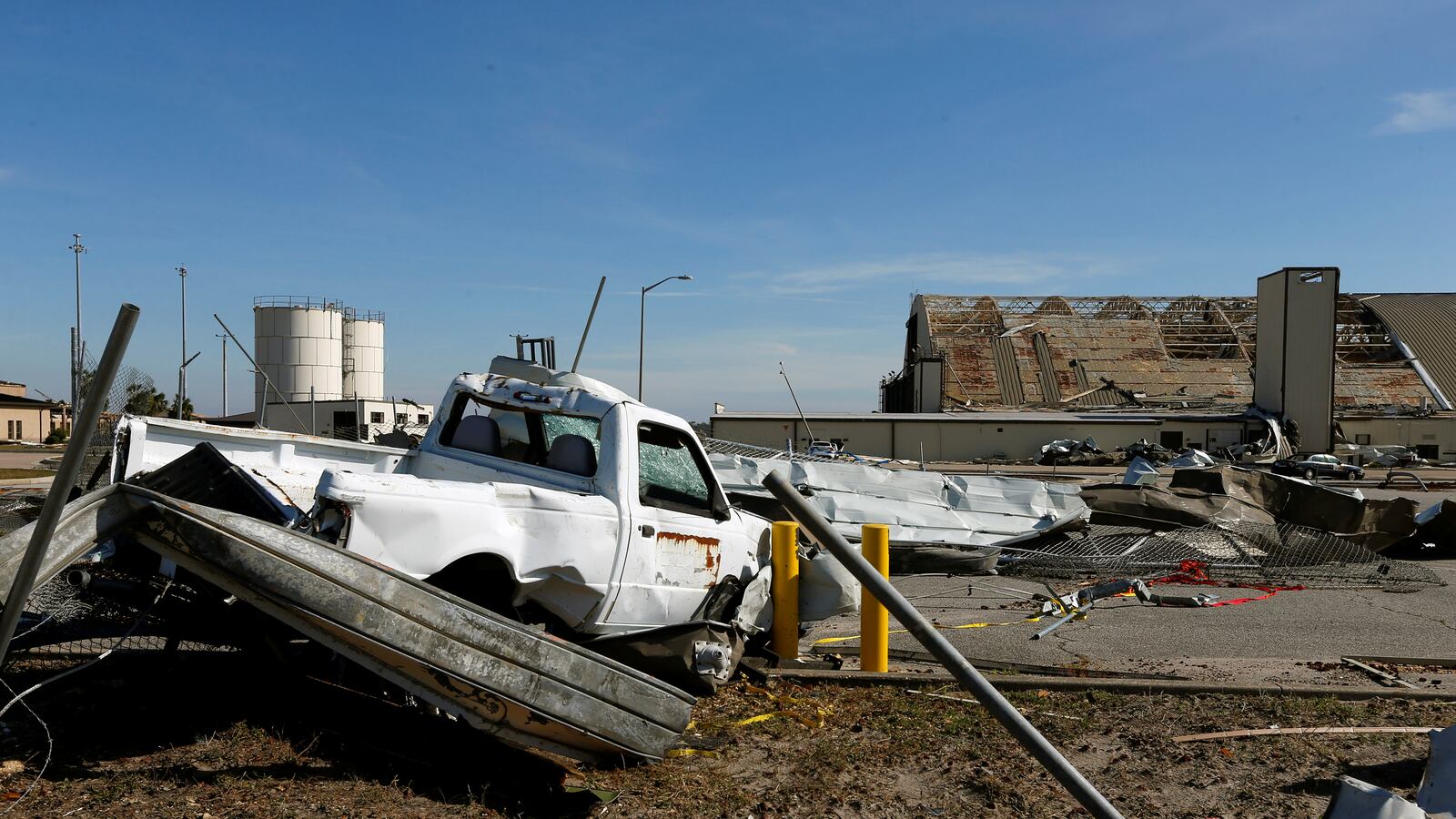 2018-10-11T183416Z_1264215061_RC1409C63A30_RTRMADP_3_STORM-MICHAEL_fmpp6q