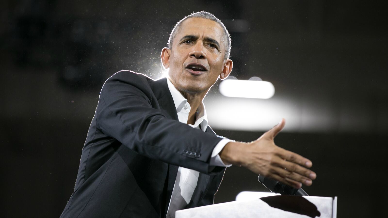 181127-obama-nationalism-hatred-cheat_pel1ft