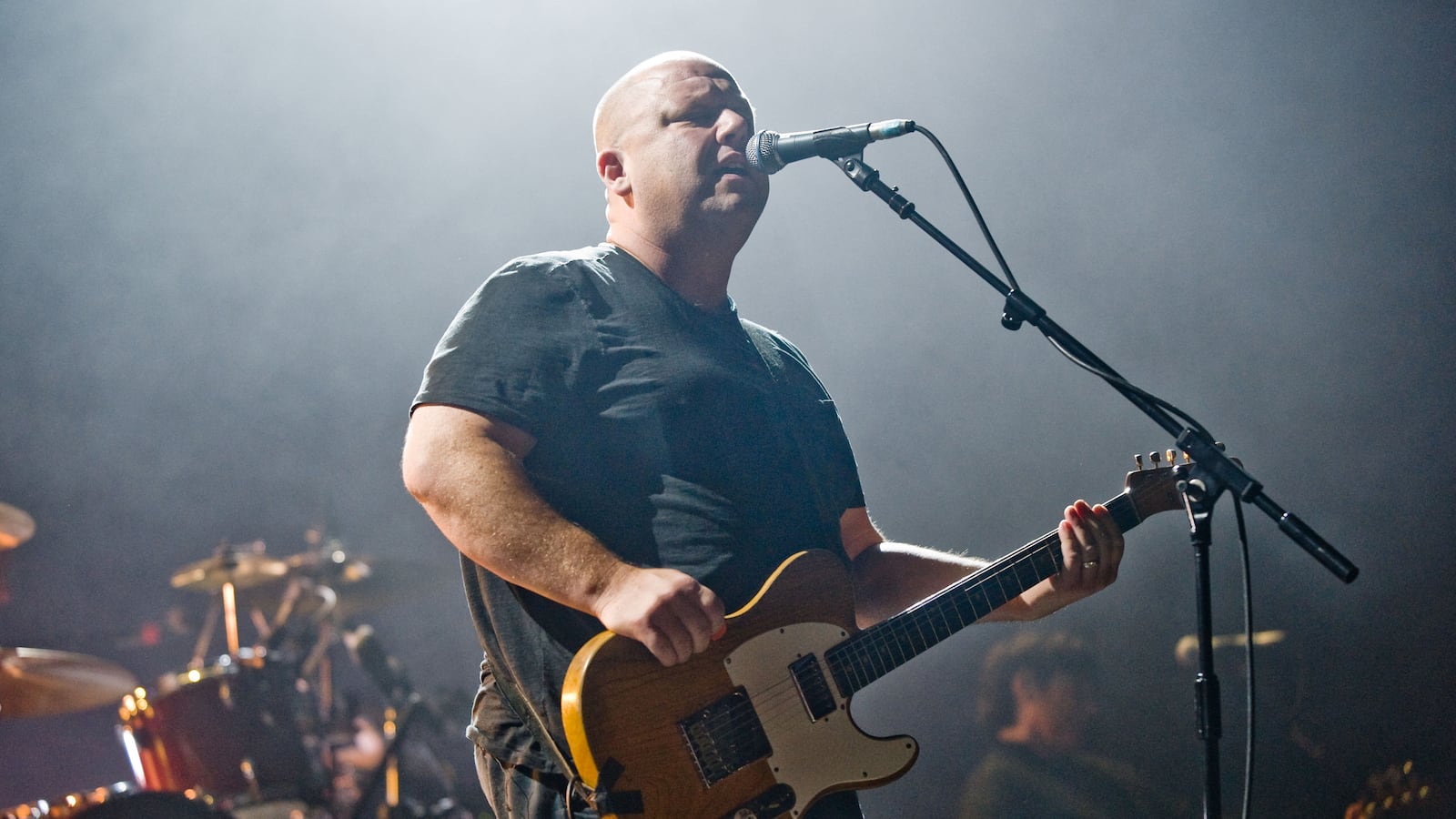 articles/2013/09/20/the-pixies-talk-about-their-reunion-new-music-and-a-missing-band-member/130909-Romano-pixies-tease_u8hhfs
