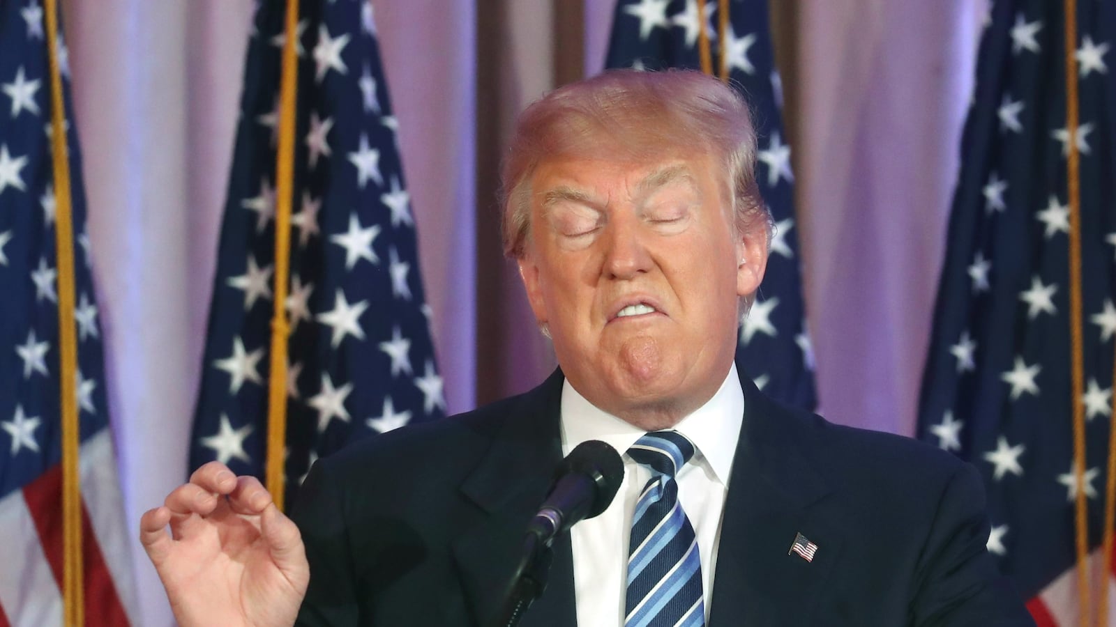 cheats/2016/03/11/trump-we-need-to-punch-more-protesters/160311-cheat-TRUMP_inzezy