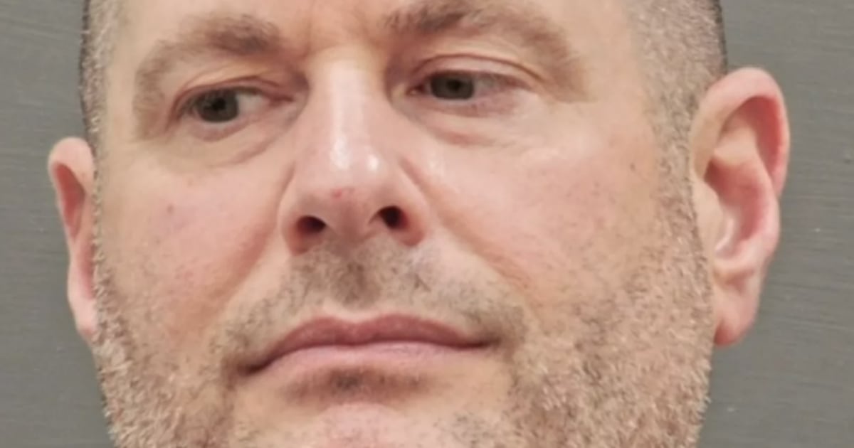 Trump Goon Unmasked as CIA Gold Hoarder’s Mentor