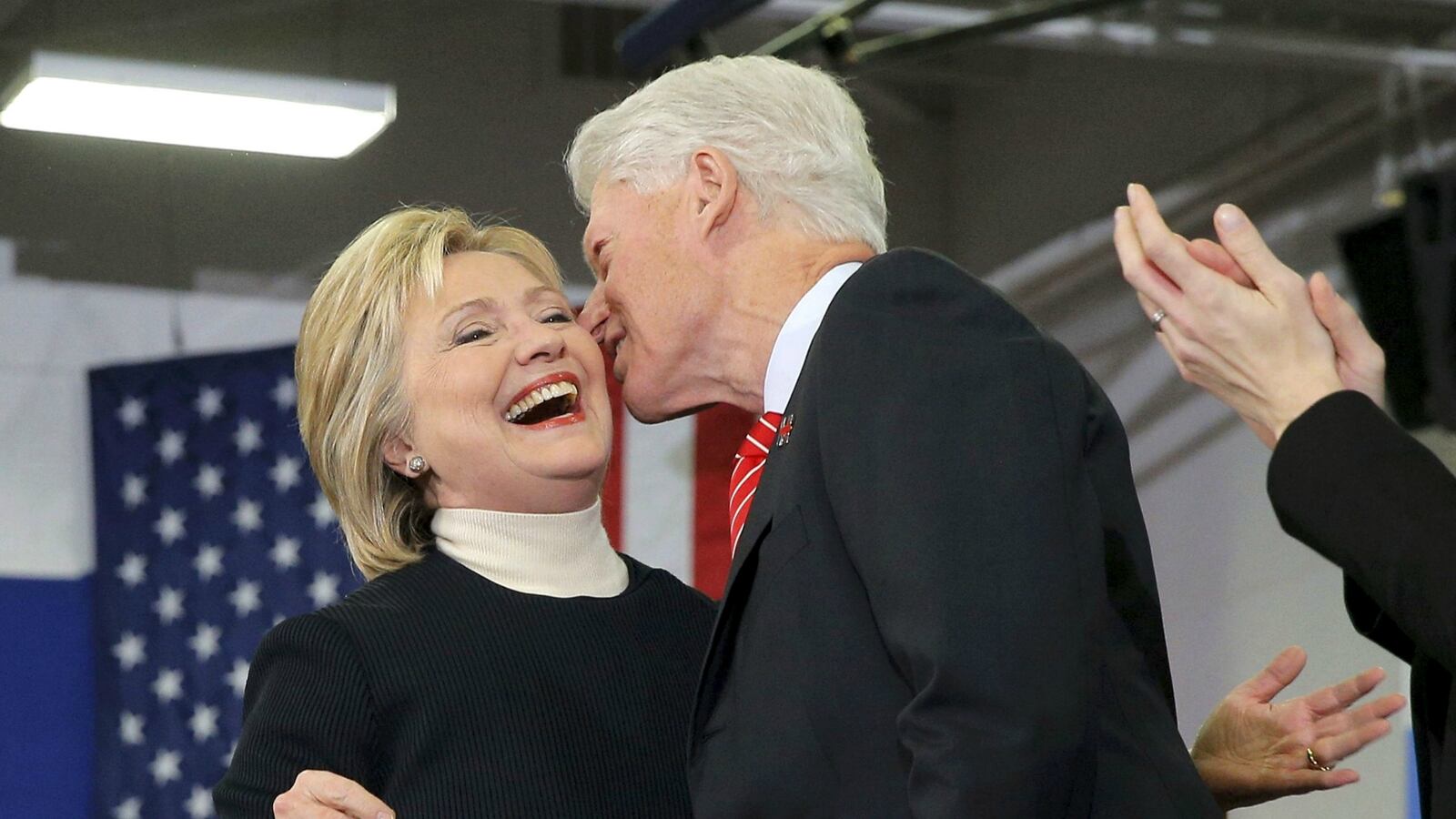 cheats/2016/02/11/congressional-black-caucus-backs-hillary/160211-cheat-hillary_cs4wq7