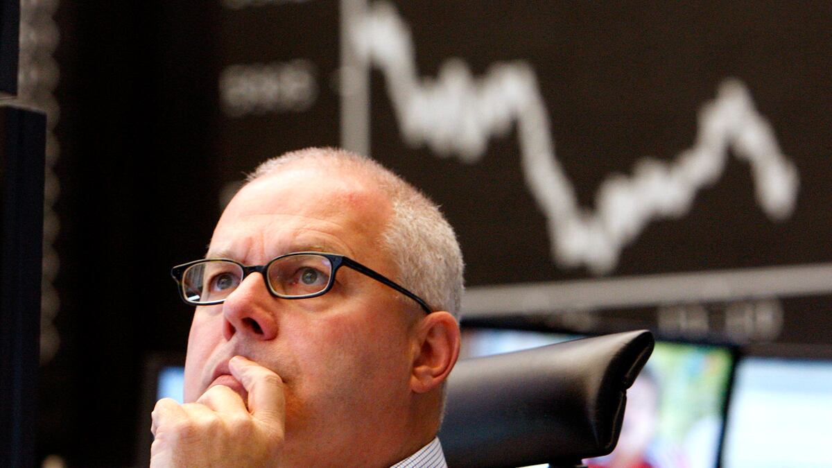 cheats/2011/08/18/dow-plunges-at-opening-bell/us-stocks-fall-cheat_peu1j0