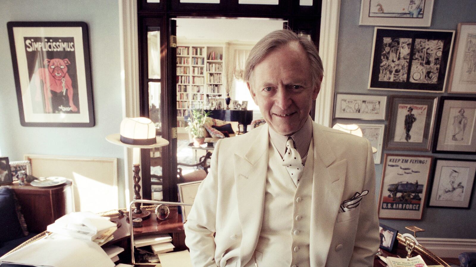 articles/2016/12/09/tom-wolfe-is-horrified-and-amused-by-fake-news/161208-crocker-tom-wolfe-tease_elag8f