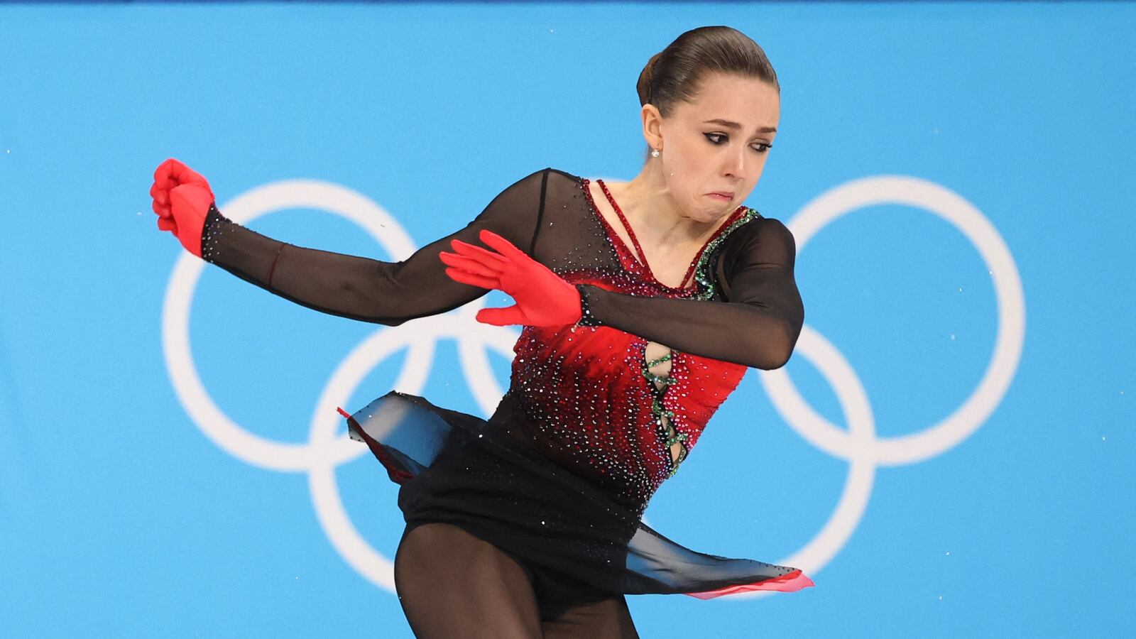 2022-02-17T155435Z_1056689006_SP1EI2H186WMX_RTRMADP_3_OLYMPICS-2022-FIGURESKATING_ni7vva