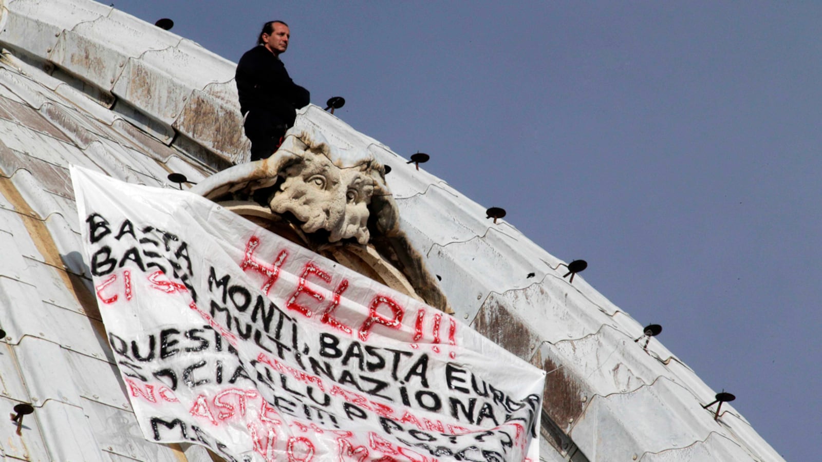 cheats/2012/10/03/protester-scales-st-peter-s-dome/vatican-protest-cheat_z1s3a4