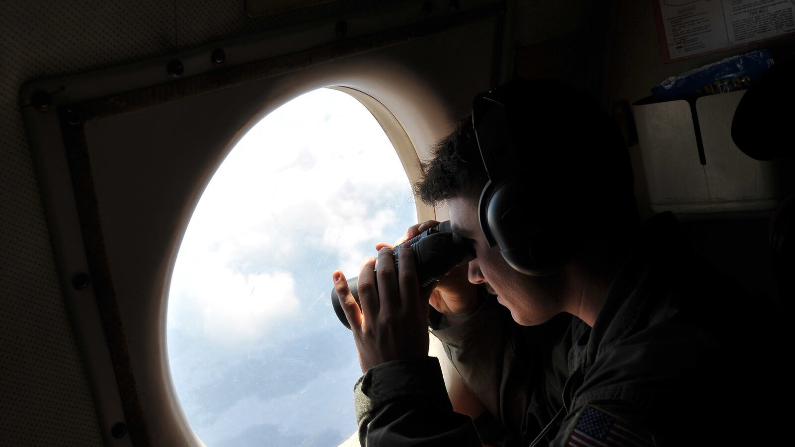 articles/2016/06/01/egyptair-search-gets-lucky-after-weeks-of-chaos/160601-irving-egyptair-tease_p4fzsb