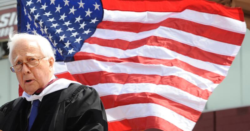 galleries/2011/05/17/top-commencement-speakers/commencement-speakers---powell-1_tehvve