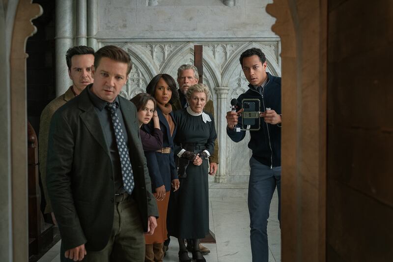 Andrew Scott, Jeremy Renner, Cailee Spaeny, Kerry Washington, Thomas Haden Church, Glenn Close, and Daryl McCormack in 'Wake Up Dead Man: A Knives Out Mystery.'