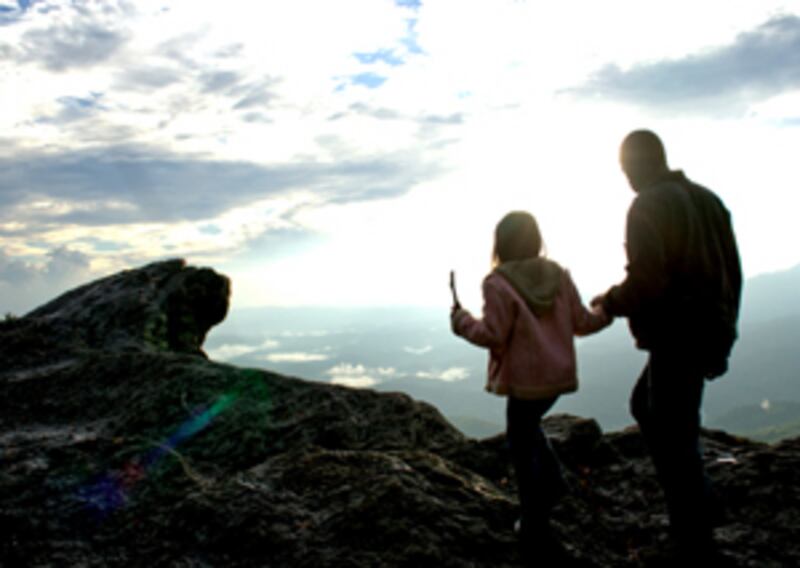 articles/2009/05/12/the-little-movie-that-could/adiga-barani-3_bcks1j