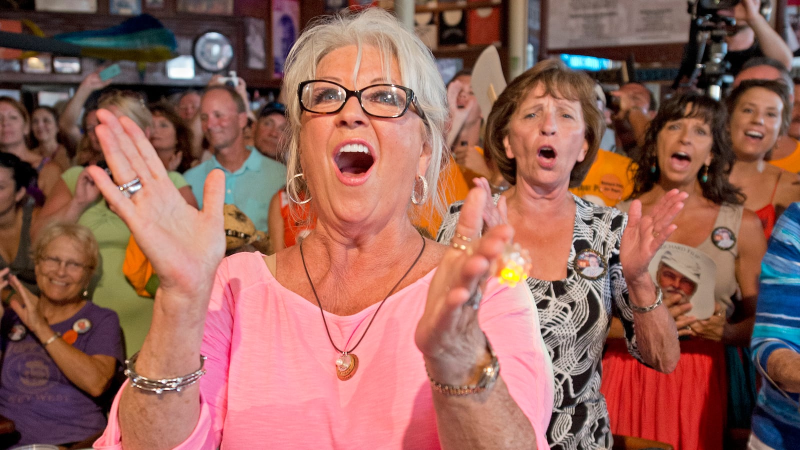 cheats/2013/08/26/judge-dismisses-paula-deen-suit/130405-deen-cheat_gt4oq6