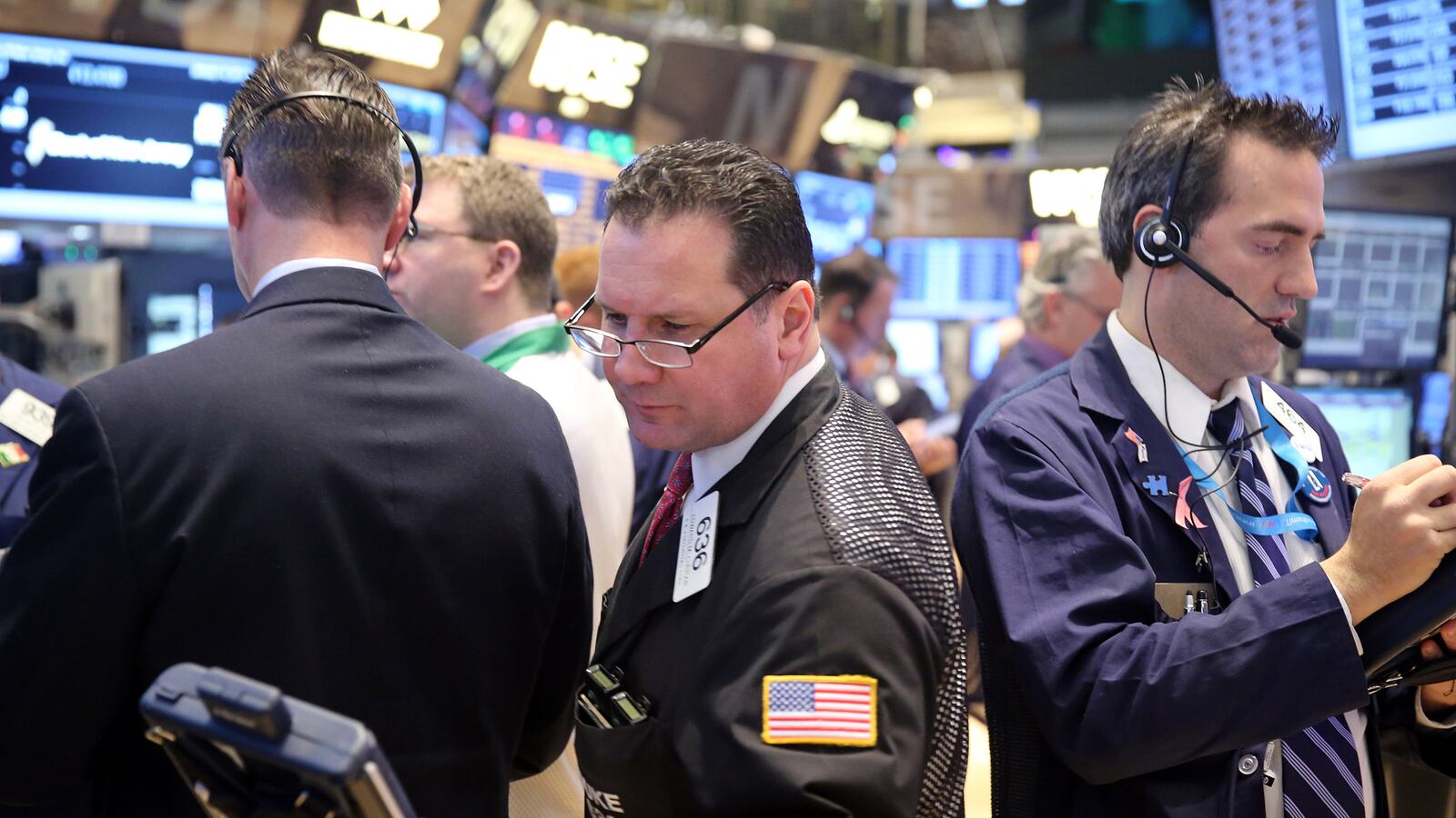 articles/2013/01/14/why-apple-s-stock-is-down/130114-apple-stocks-fall-zeitlin_rzmupm