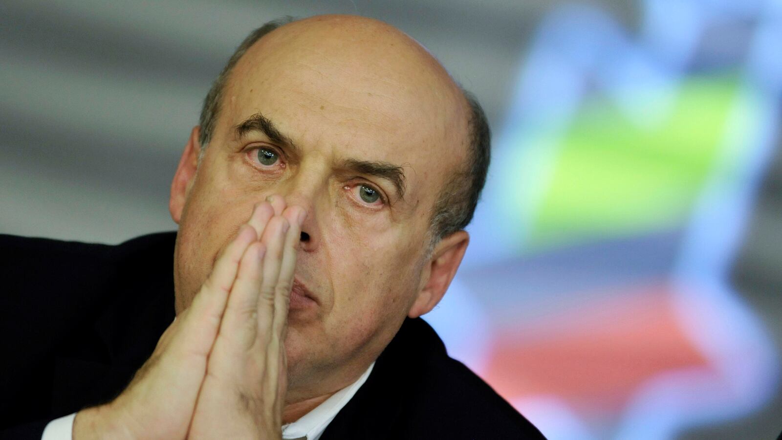 articles/2013/03/25/a-passover-thought-remembering-soviet-oppression/130205-ephron-wall-women-embed3_jkncvk