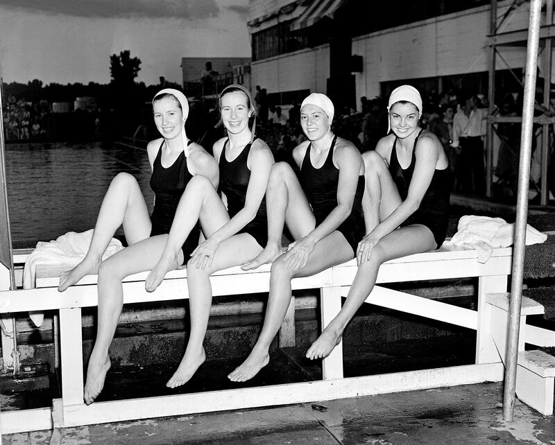 galleries/2013/06/06/esther-williams-best-bathing-suits-photos/130606-esther-williams-1939_xbg0ol