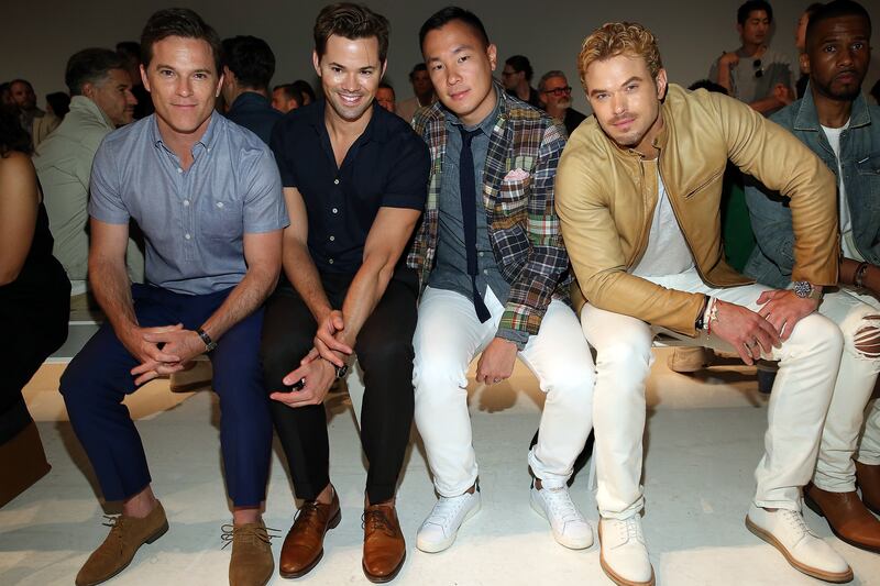 articles/2016/07/15/the-fashion-world-s-up-and-down-romance-with-social-media/160714-ginsberg-fashion4-embed_gvrhoq