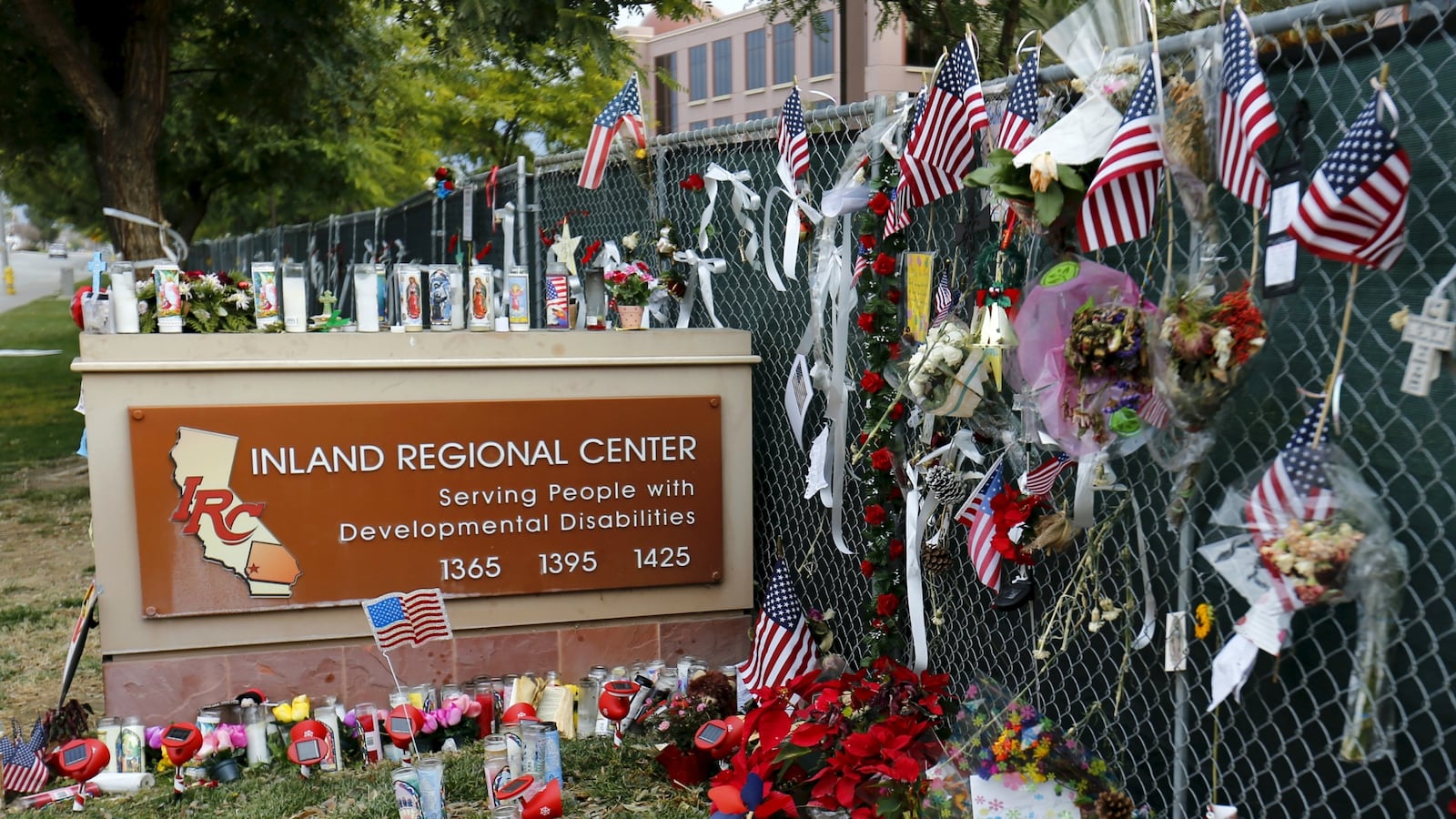 cheats/2016/09/10/report-offers-new-details-on-san-bernardino-attack/160910-san-bernardino-report-cheat_nqkqz7