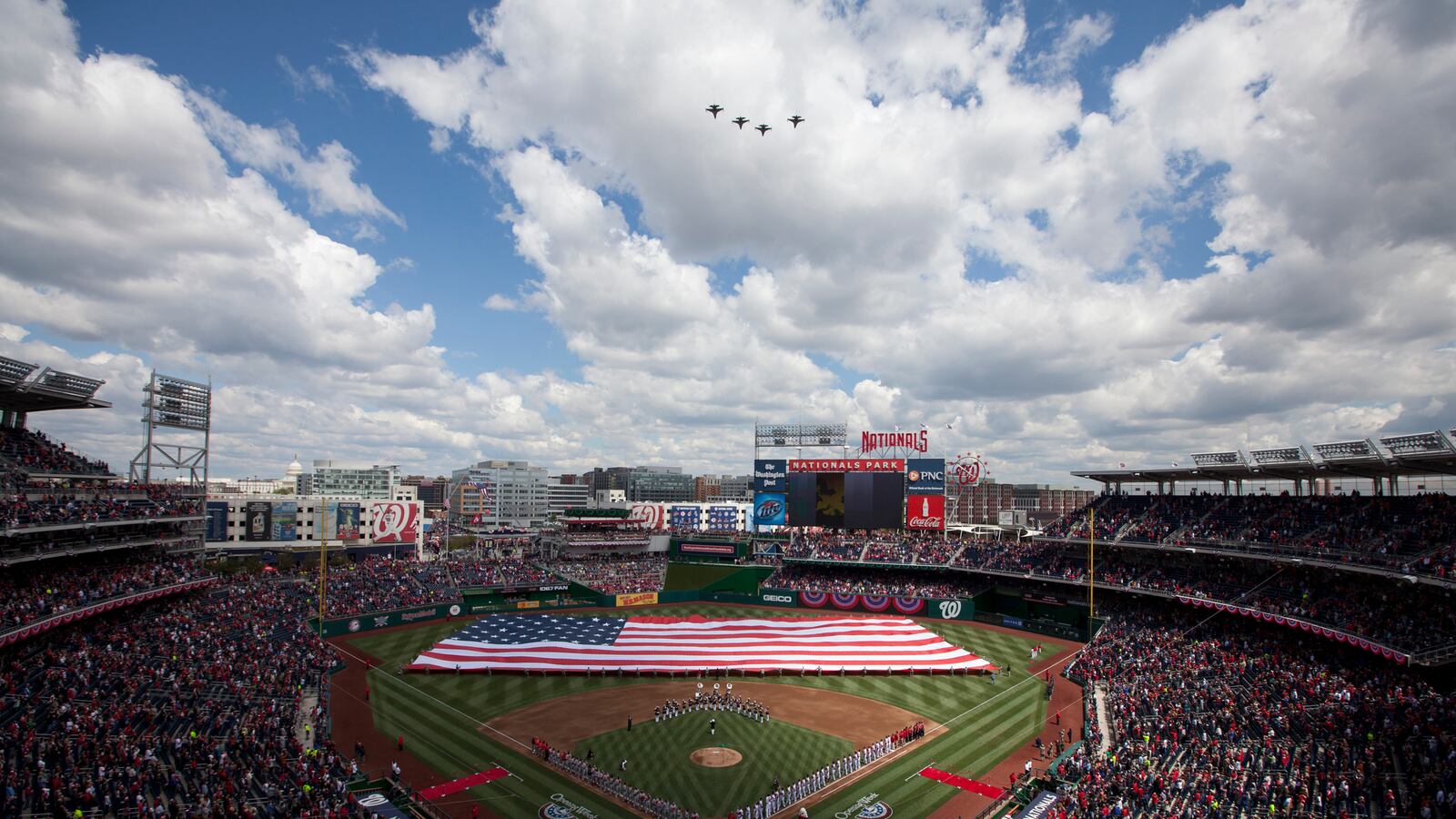 articles/2013/03/31/major-league-writers/130330-Charney-Baseball-Writers-tease_jpqbsj