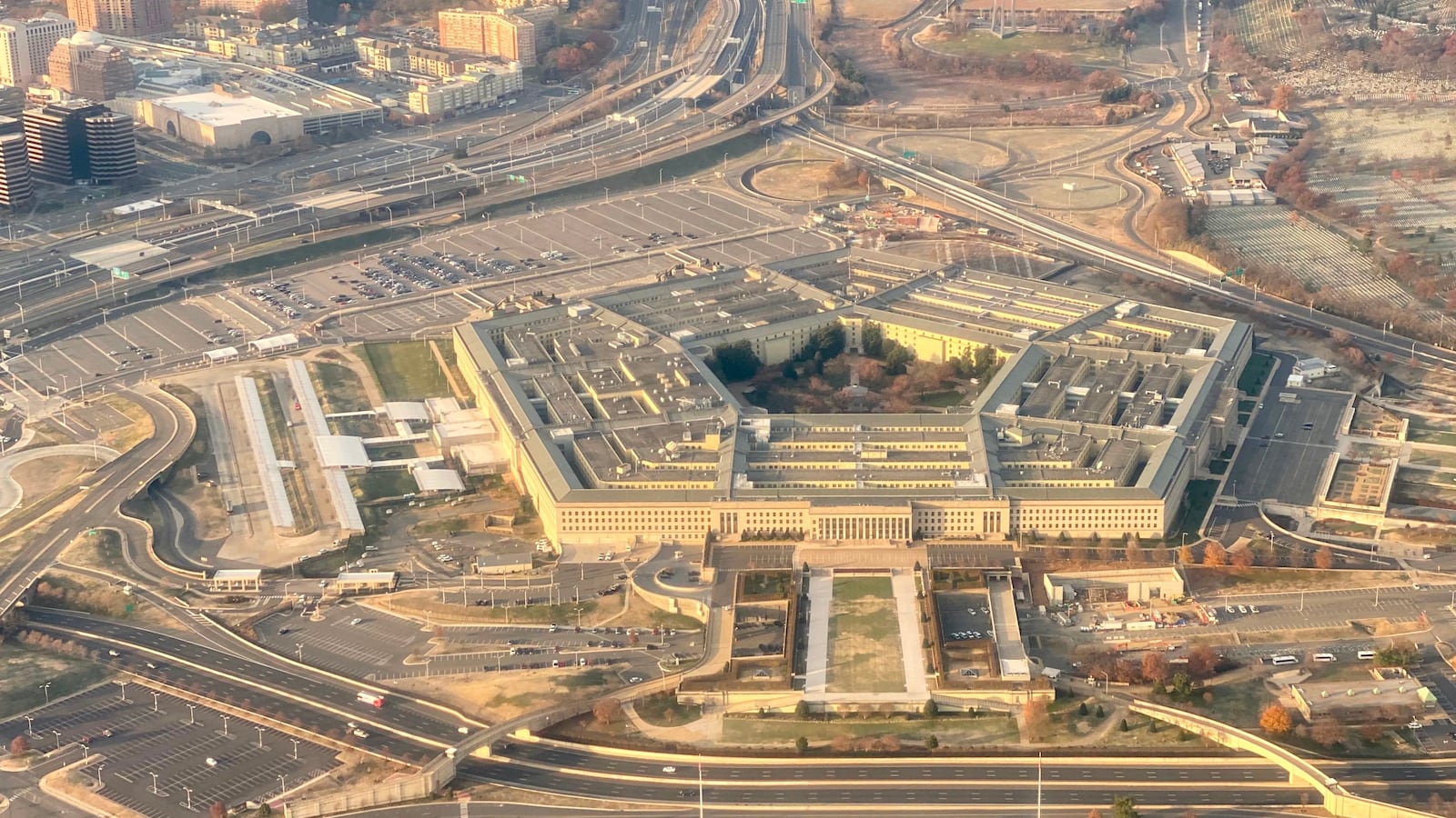 GettyImages-1187110592_stzwlh