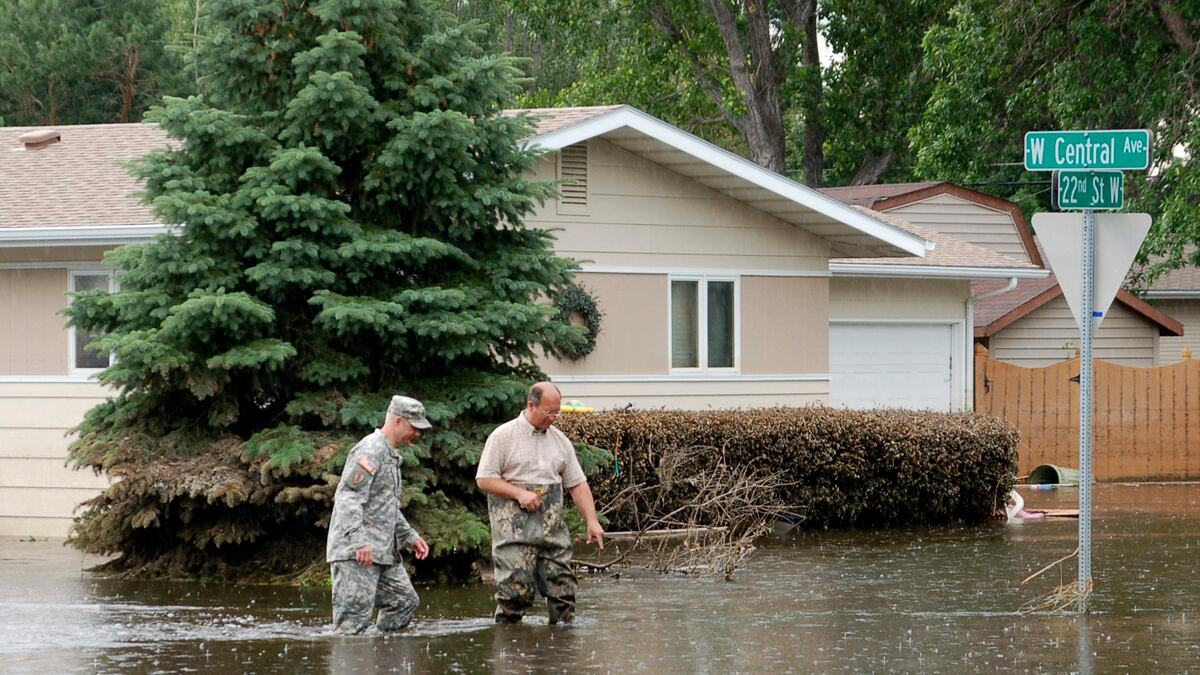 cheats/2011/09/24/fema-scrambles-as-funds-run-low/fema-funding-north-dakota-floods-cheat_kdzrzv