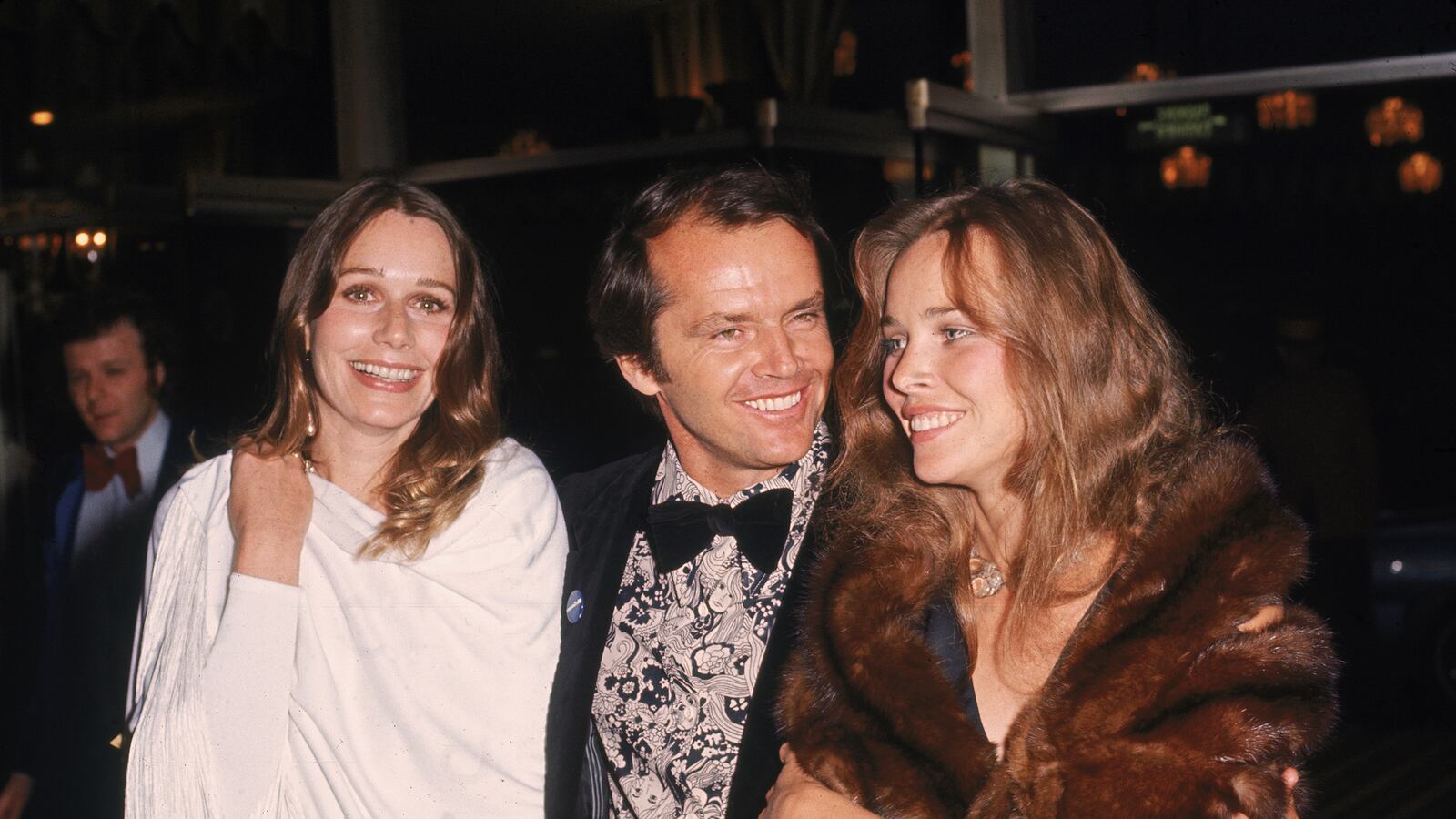 galleries/2016/02/27/inside-the-oscars-glitziest-parties/160226-oscars-party-gal-13_fjtwyo