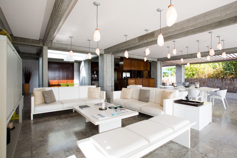 galleries/2014/08/23/omg-i-want-this-house-st-barts-photos/140822-omg-house-st-barts-9_vvldnv