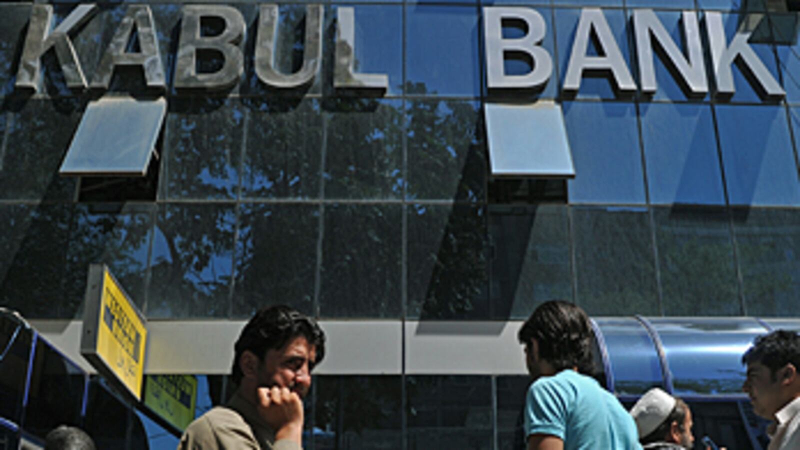 cheats/2011/01/31/900-billion-lost-at-afghan-bank/kabul-bank_hfprx3