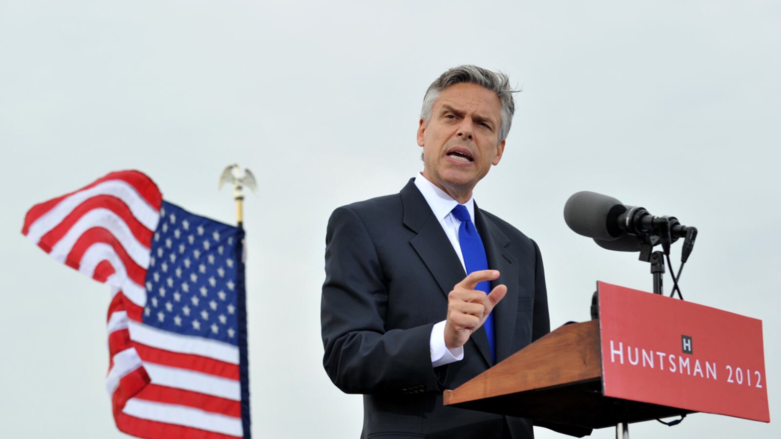 cheats/2011/07/21/huntsman-campaign-manager-resigns/john-huntsman-cheat_tfz0kw