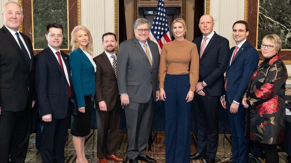 EScieOYWoAYrEKJ_wfrarj