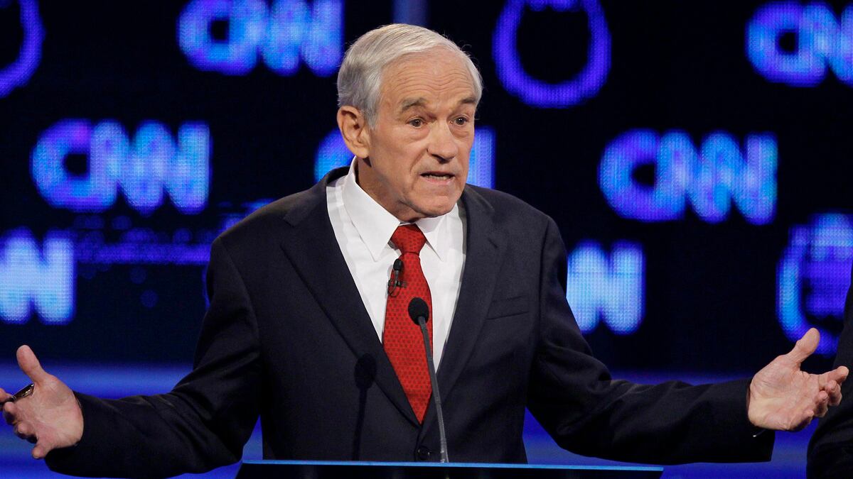 cheats/2011/12/13/ron-paul-catches-newt-in-iowa/newt-gingrich-enemies-ron-paul_m1s4uu